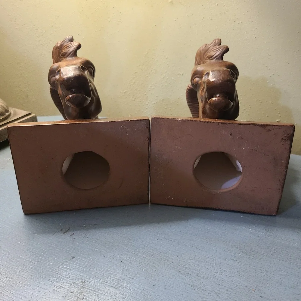 Vintage Mid Century Horse Head Bookends Set‎ Brown Wood Grain Ceramic Antiqued